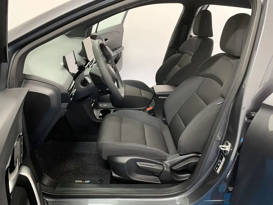 MG MG4 - Thumbnail 7