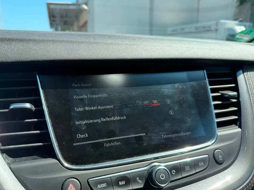Opel Grandland X PHEV Ultimate - Thumbnail 9