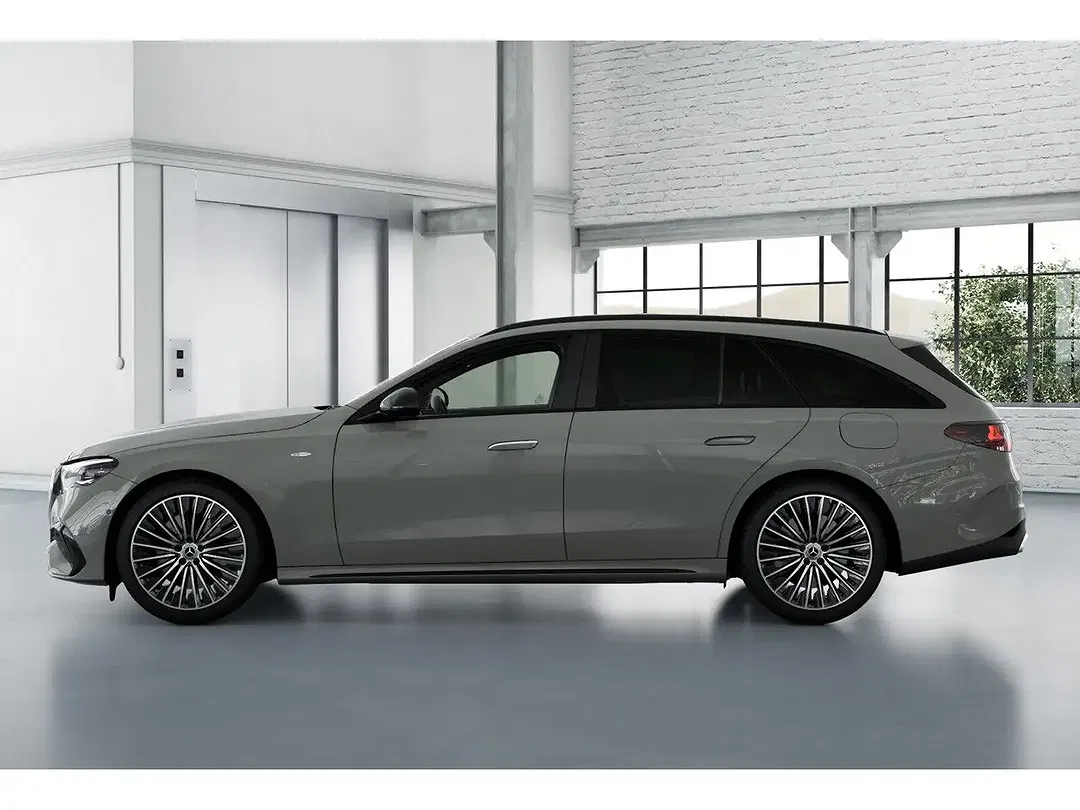 Mercedes-Benz E 300 - Thumbnail 3