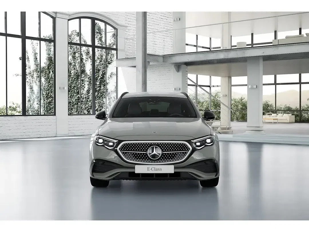 Mercedes-Benz E 300 - Thumbnail 4