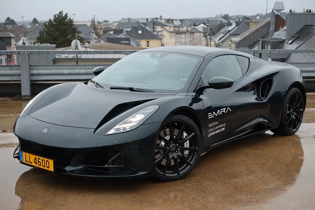 Lotus Emira Turbo SE - foto 1
