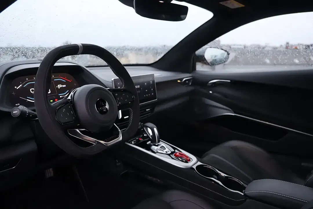 Lotus Emira Turbo SE - Thumbnail 10