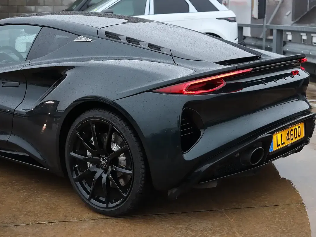 Lotus Emira Turbo SE - Thumbnail 3