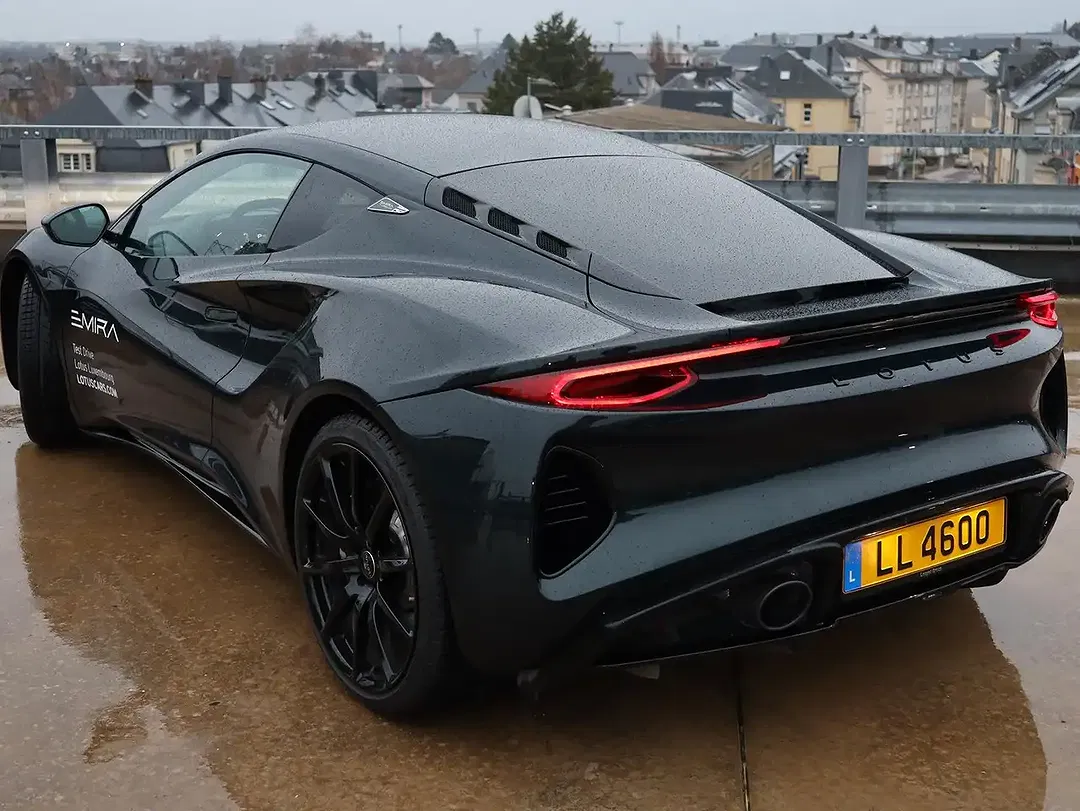 Lotus Emira Turbo SE - Thumbnail 4