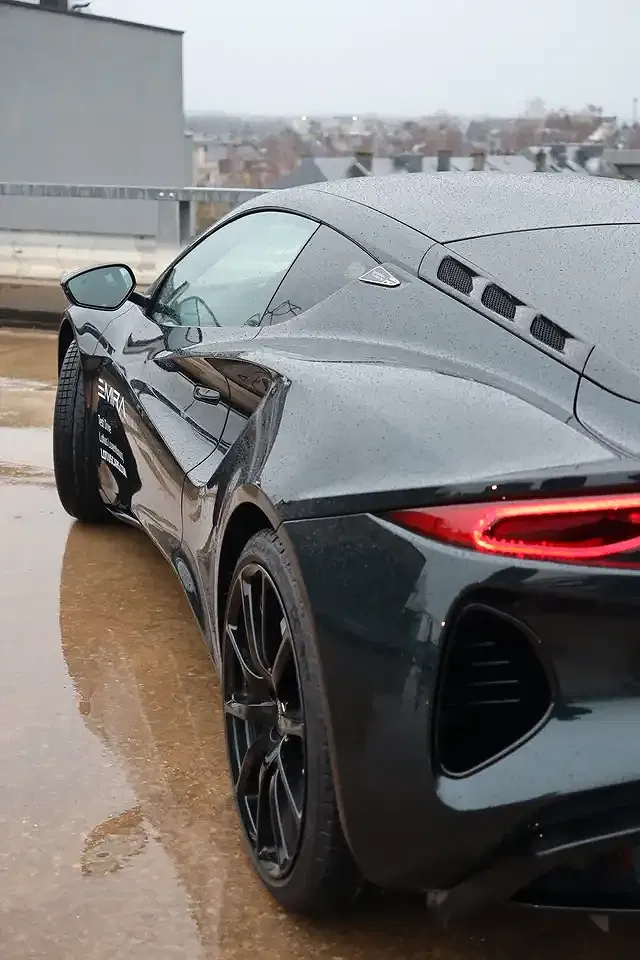 Lotus Emira Turbo SE - Thumbnail 8