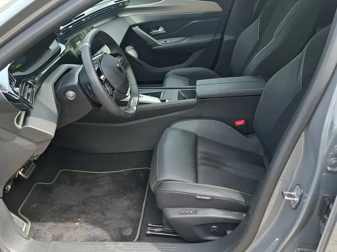 Peugeot 408 130 PureTech GT - Thumbnail 9