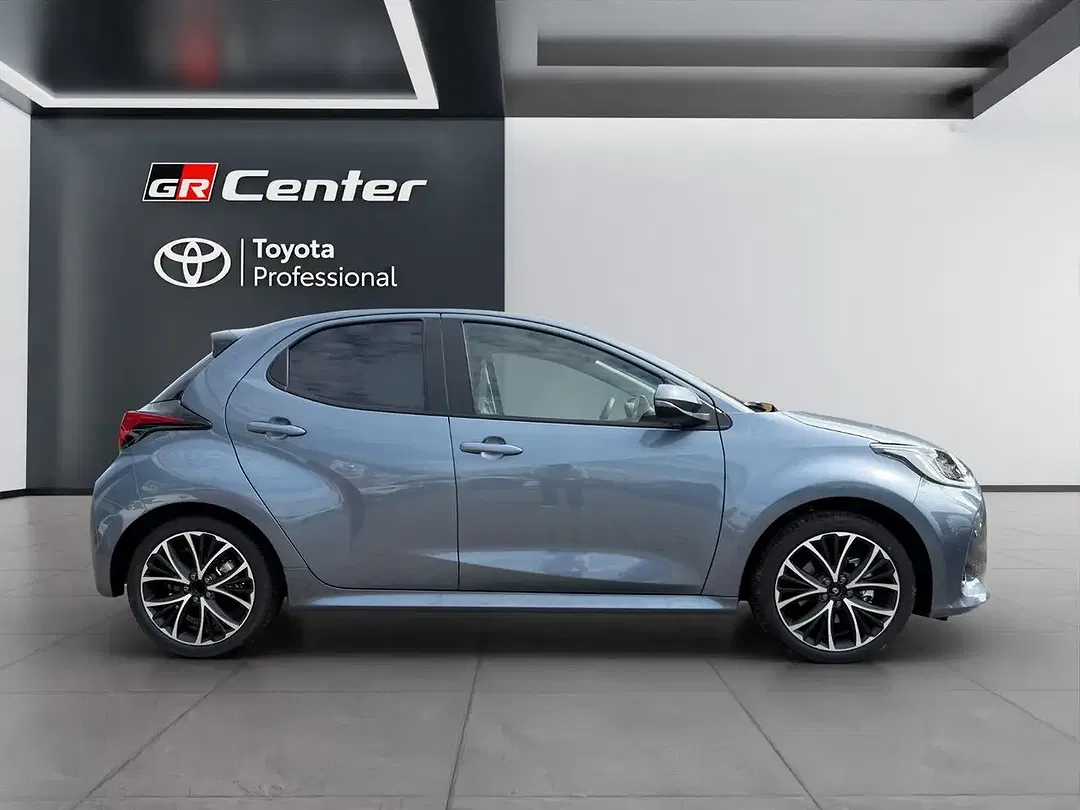 Toyota Yaris Hybrid Teamplayer - Thumbnail 6
