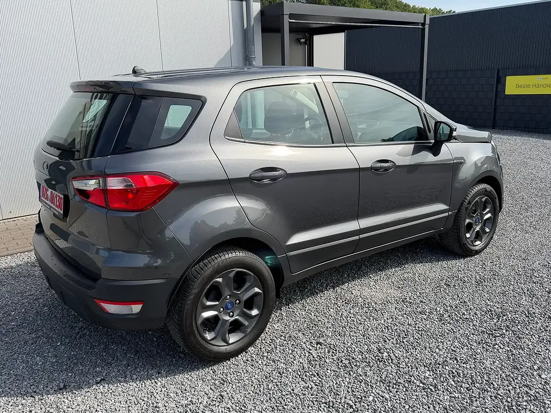 Ford EcoSport - Thumbnail 3