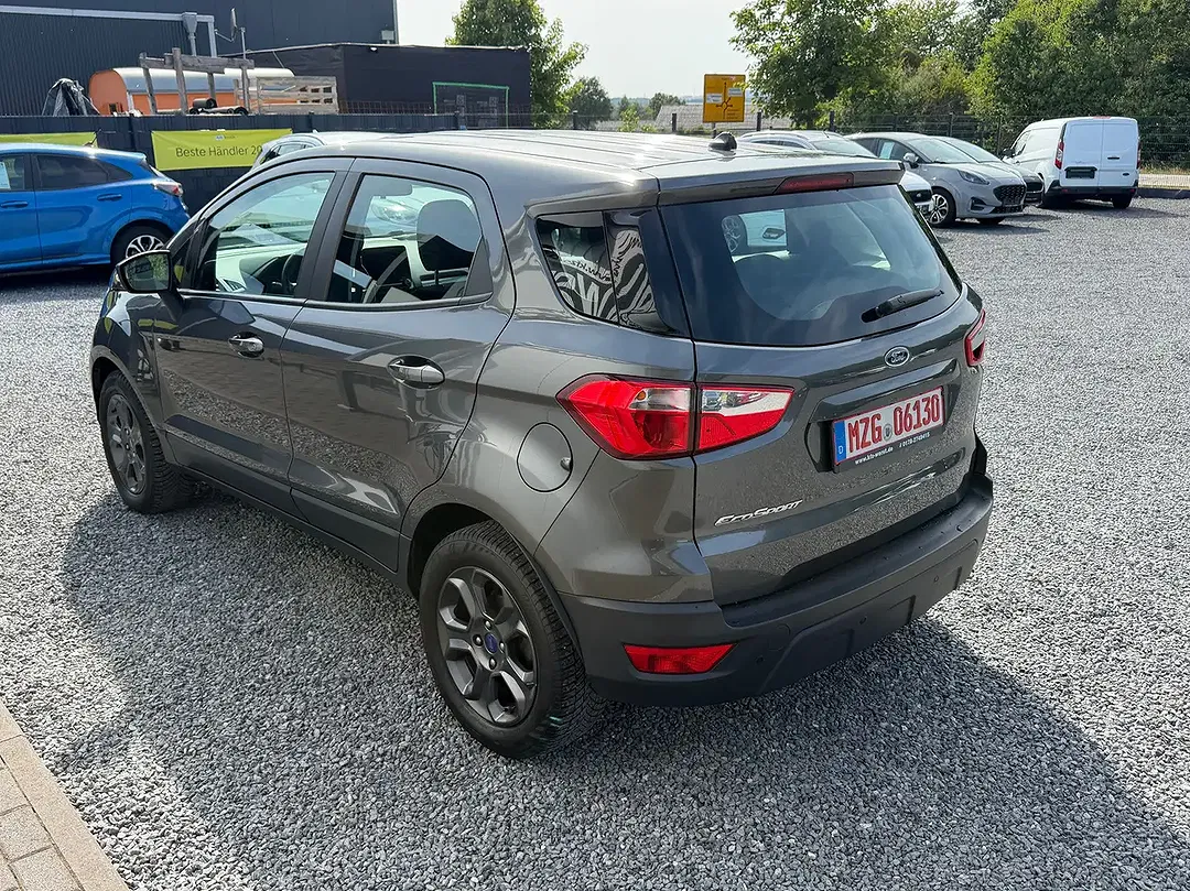 Ford EcoSport - Thumbnail 5