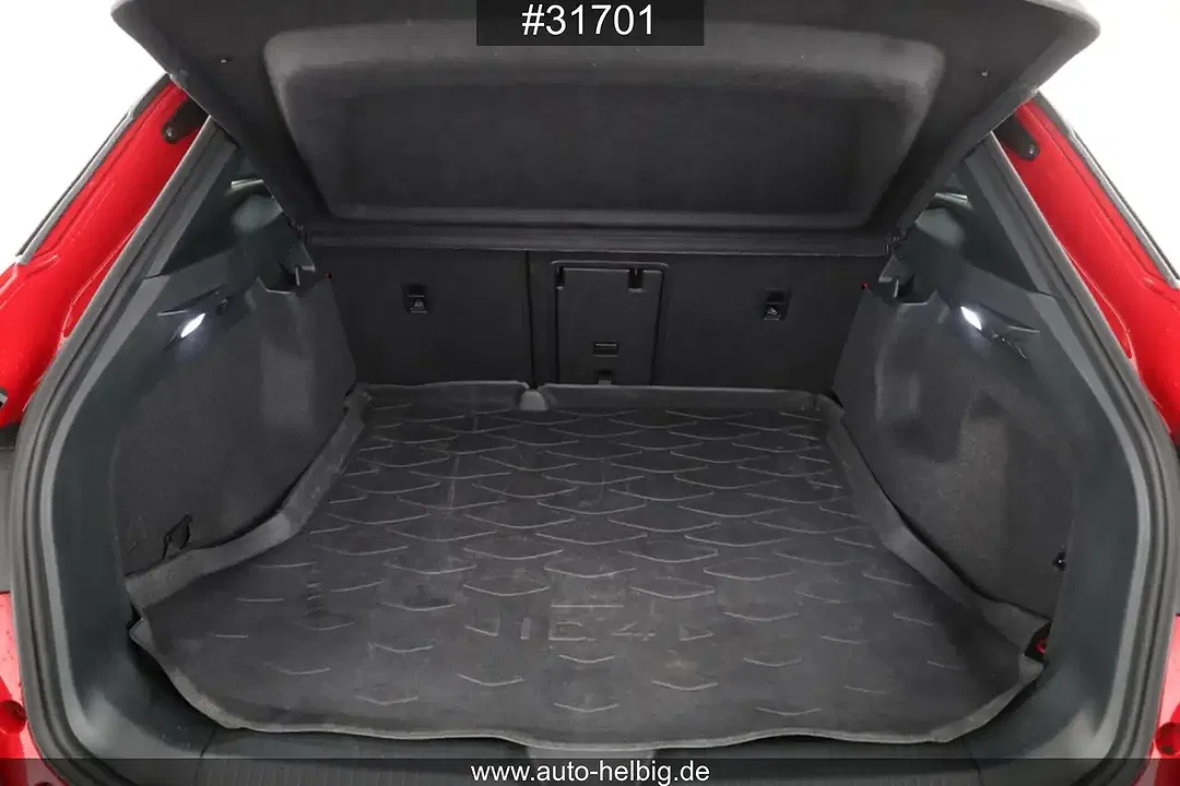 Volkswagen ID.4 Pro Performance - Thumbnail 14