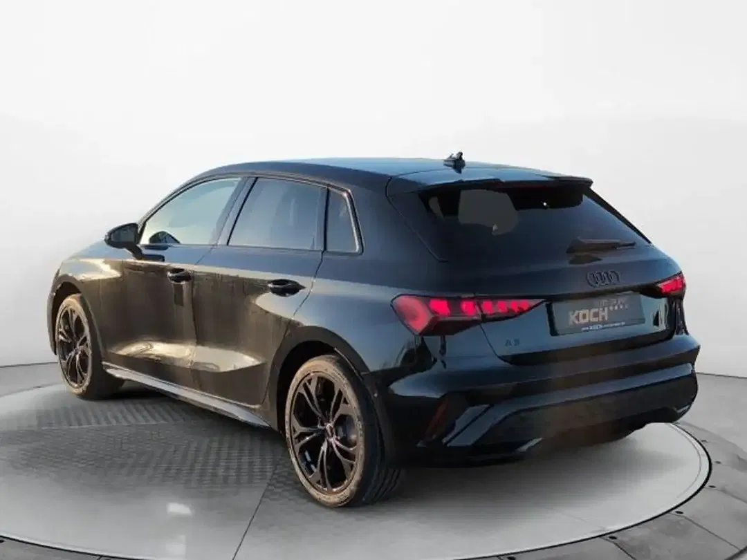 Audi A3 TFSI S tronic S line - Thumbnail 3