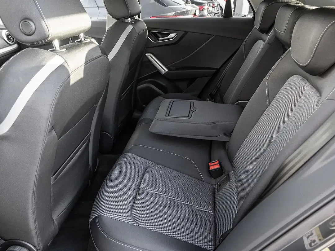 Audi Q2 35 TFSI S tronic - Thumbnail 13