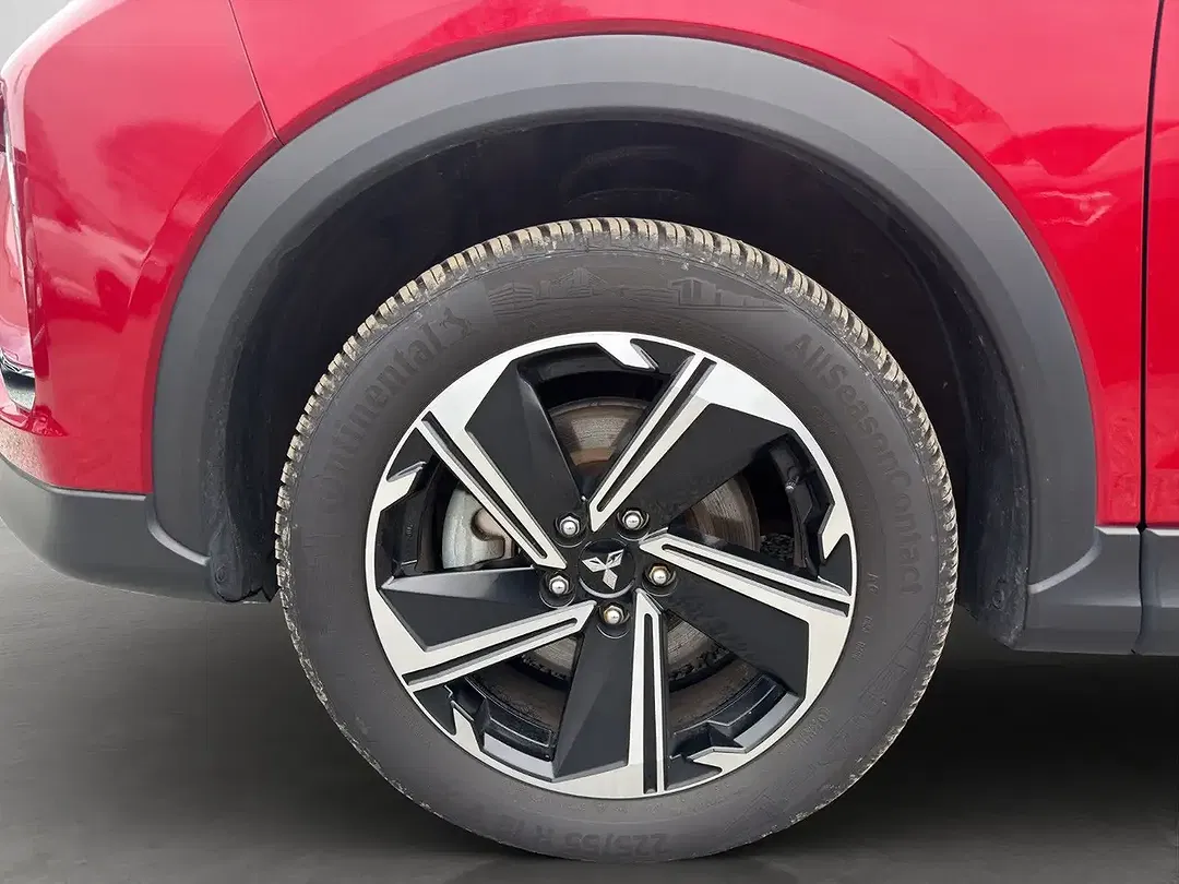 Mitsubishi Eclipse Cross 2.4 Hybrid 4WD - Thumbnail 9