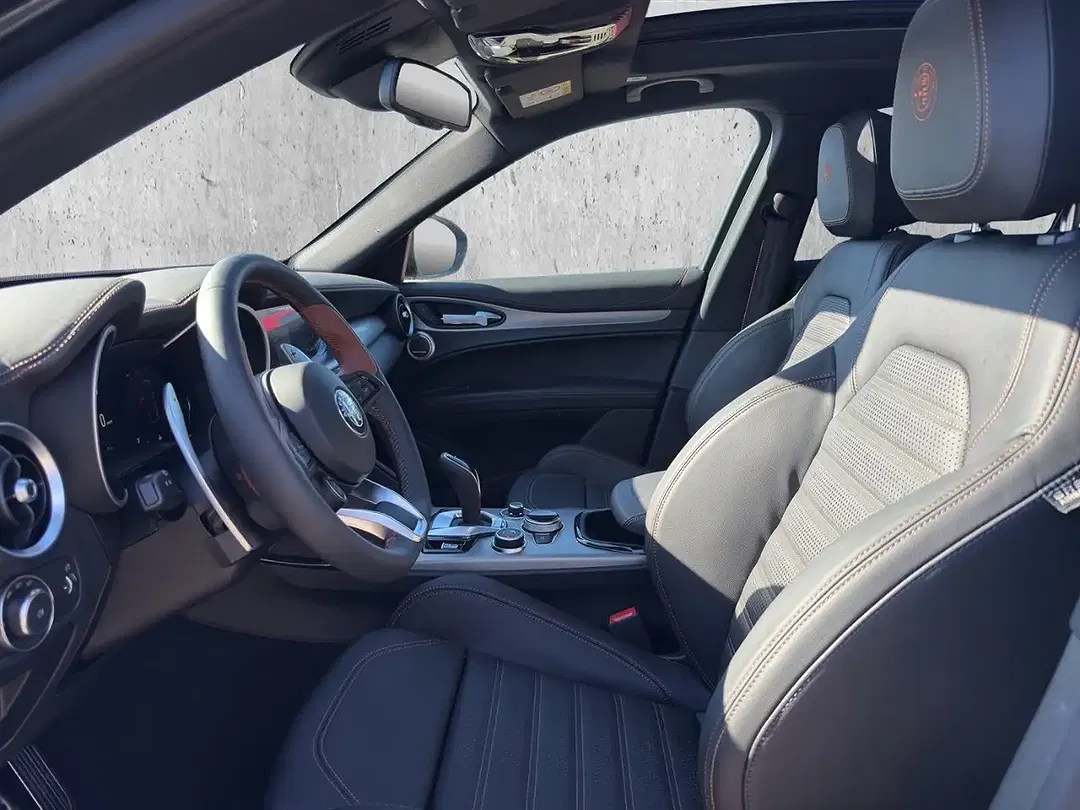 Alfa Romeo Stelvio 2.2 Diesel Q4 Intensa - Thumbnail 9