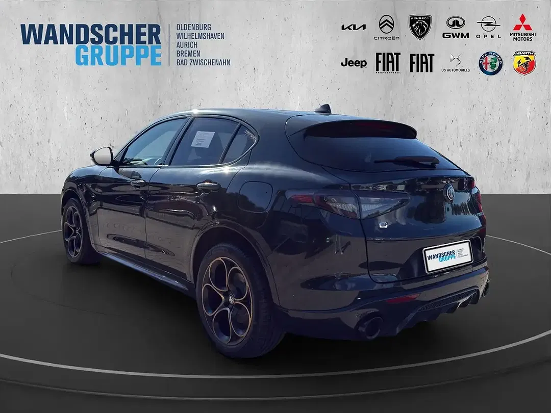 Alfa Romeo Stelvio 2.2 Diesel Q4 Intensa - Thumbnail 3