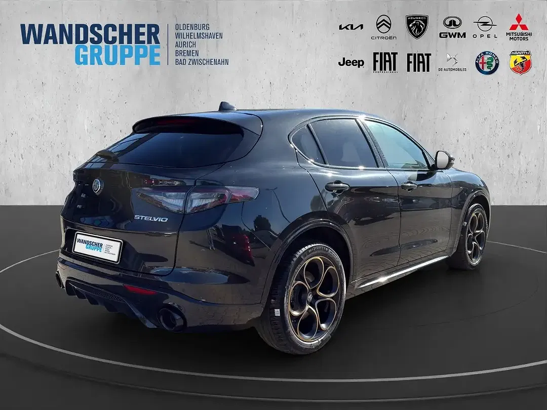 Alfa Romeo Stelvio 2.2 Diesel Q4 Intensa - Thumbnail 5