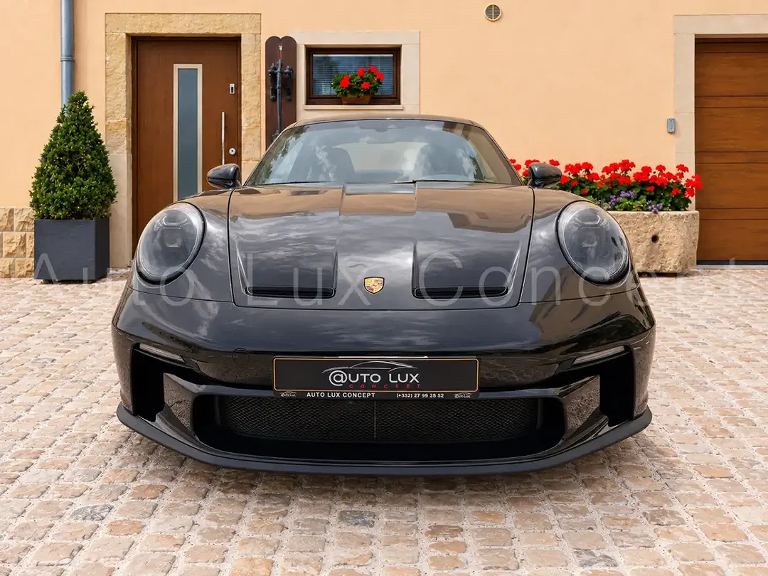 Porsche 992 GT3 Touring - foto 2