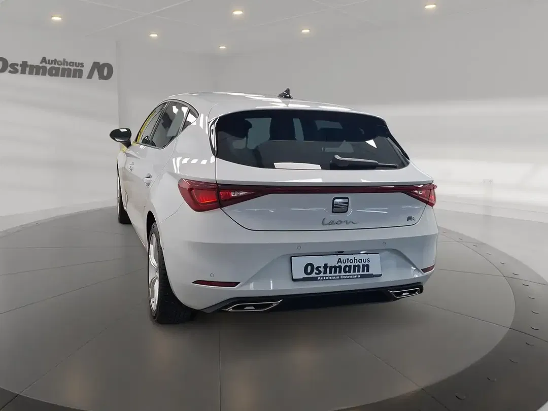 SEAT Leon 1.5 eTSI FR - Thumbnail 2