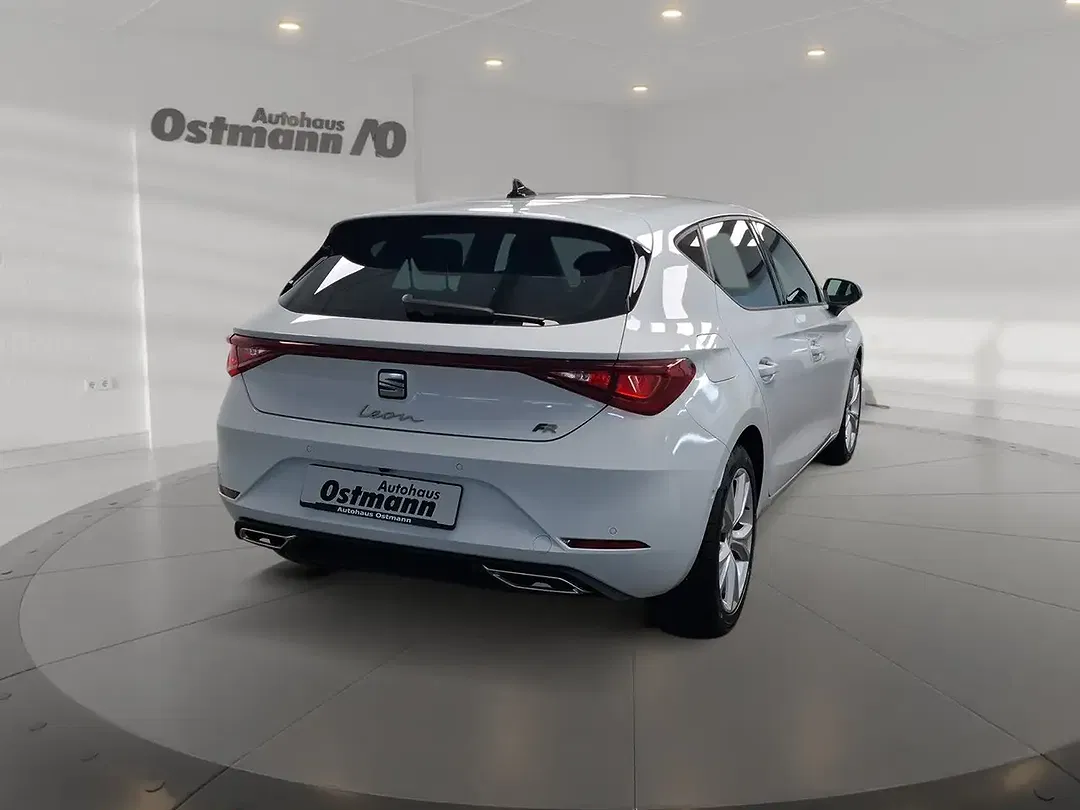 SEAT Leon 1.5 eTSI FR - Thumbnail 3