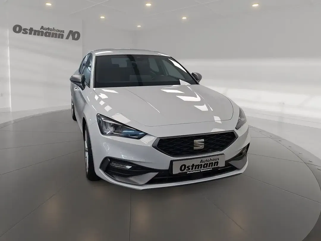 SEAT Leon 1.5 eTSI FR - Thumbnail 4