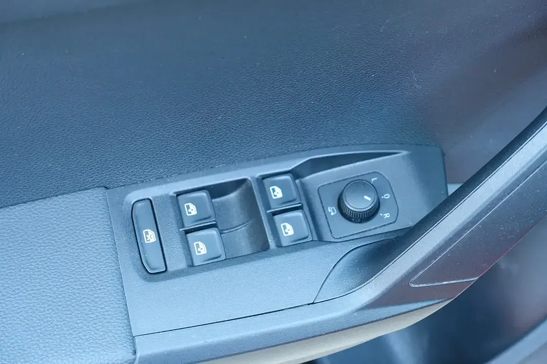 SEAT Ibiza Style - Thumbnail 10