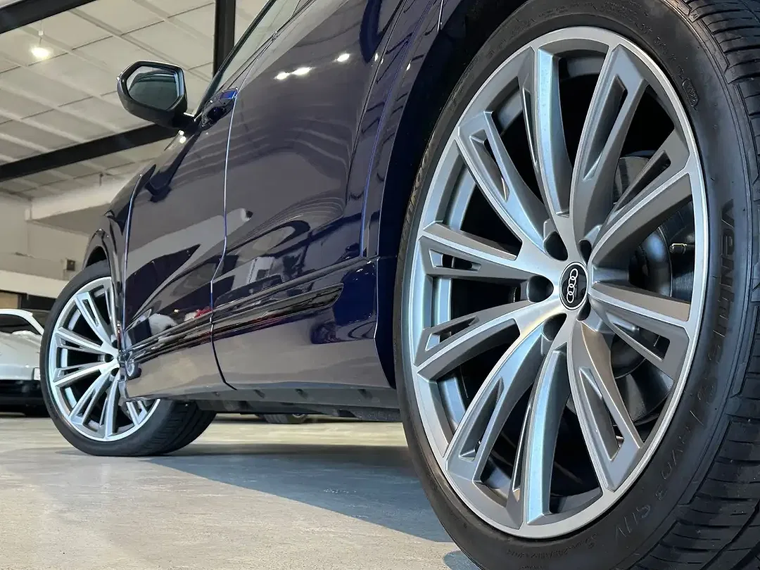 Audi SQ8 4.0 TFSI quattro - Thumbnail 11