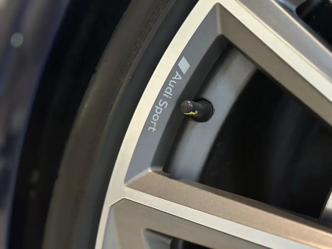 Audi SQ8 4.0 TFSI quattro - Thumbnail 13
