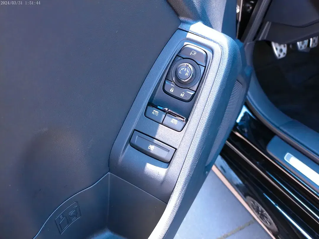 Toyota GR86 - Thumbnail 11