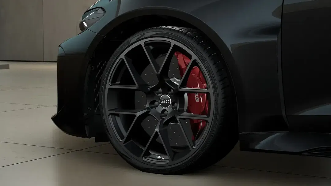 Audi RS5 - Thumbnail 4