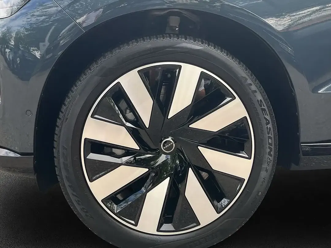 Volvo EX90 AWD Twin Motor Plus - Thumbnail 7