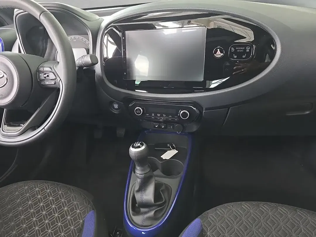 Toyota Aygo X CVT Air Teamplayer - Thumbnail 13