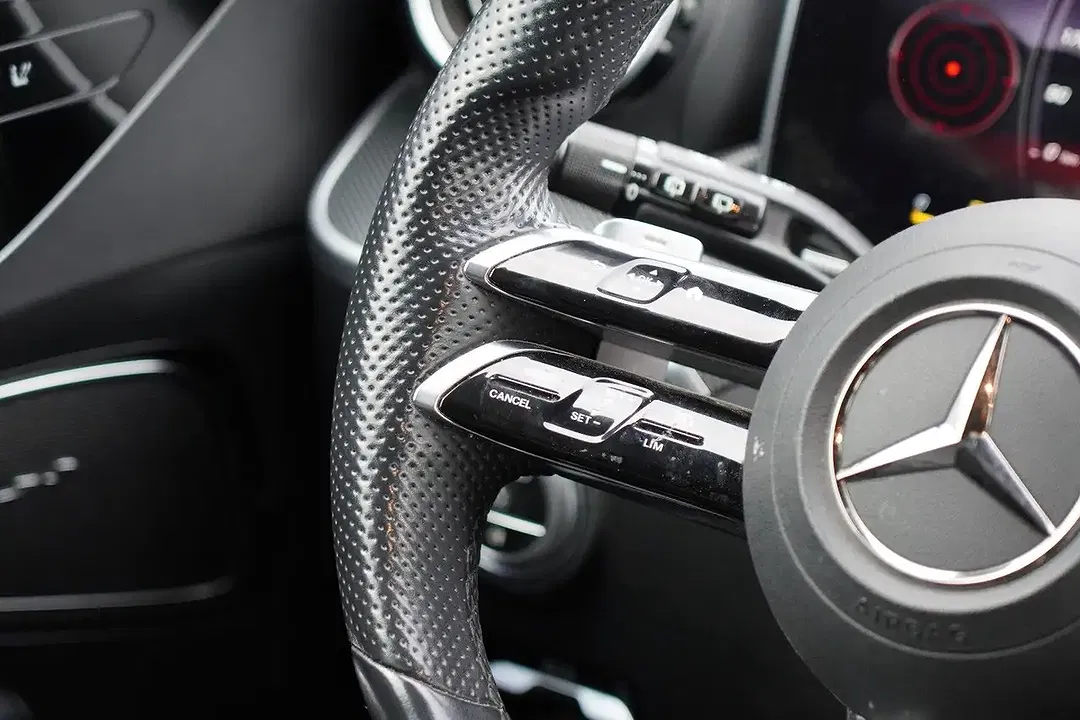 Mercedes-Benz C 180 AMG Line - Thumbnail 11