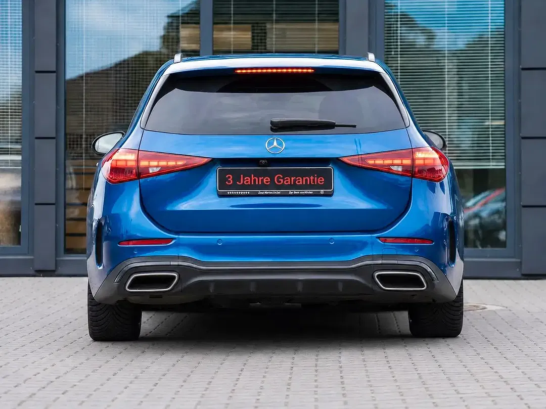 Mercedes-Benz C 180 AMG Line - foto 1