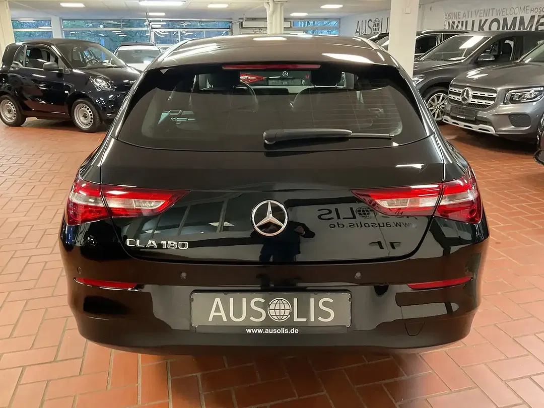 Mercedes-Benz CLA 180 MBUX - Thumbnail 6