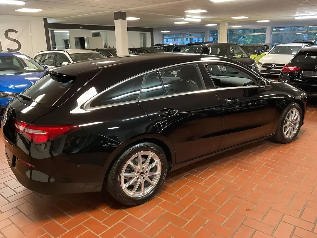 Mercedes-Benz CLA 180 MBUX - Thumbnail 9