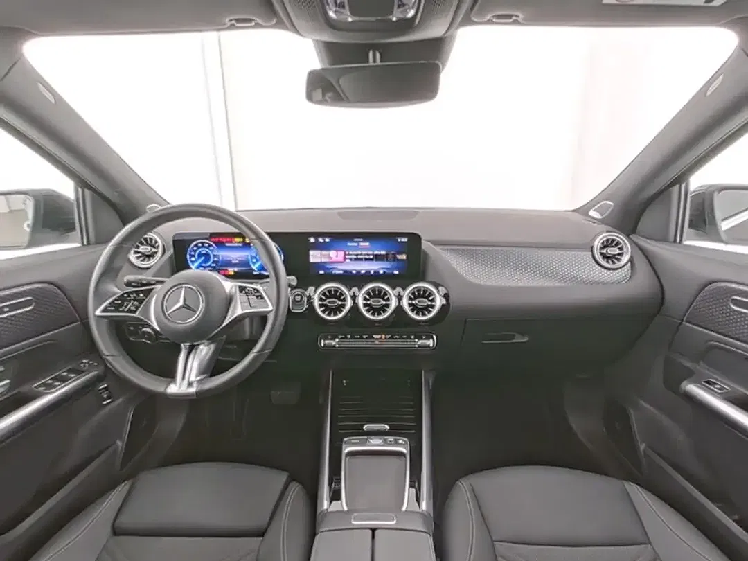 Mercedes-Benz EQA 350 4MATIC AMG Burmester - Thumbnail 5