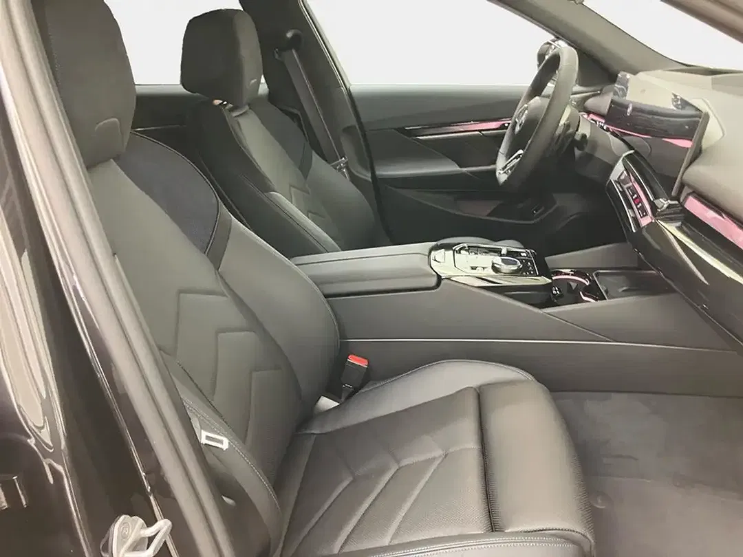 BMW 520 M Sport Pro - Thumbnail 13