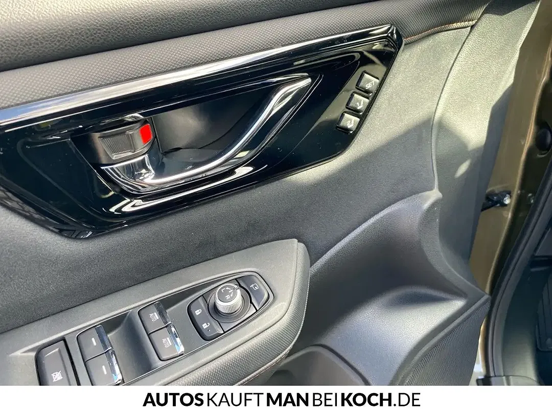 Subaru Forester 2.0 AWD Platinum - Thumbnail 12