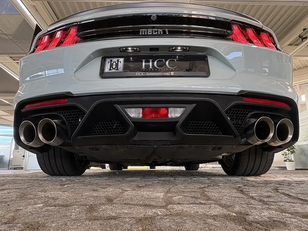 Ford Mustang - Thumbnail 12