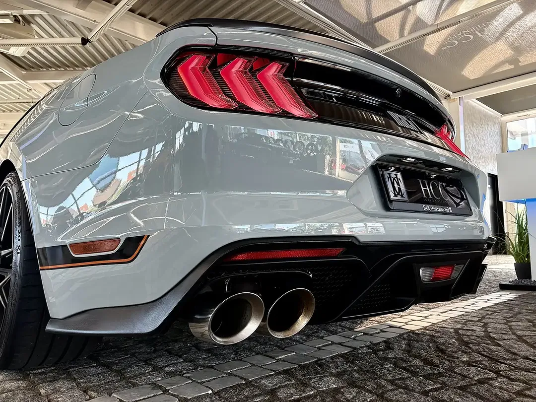 Ford Mustang - foto 15