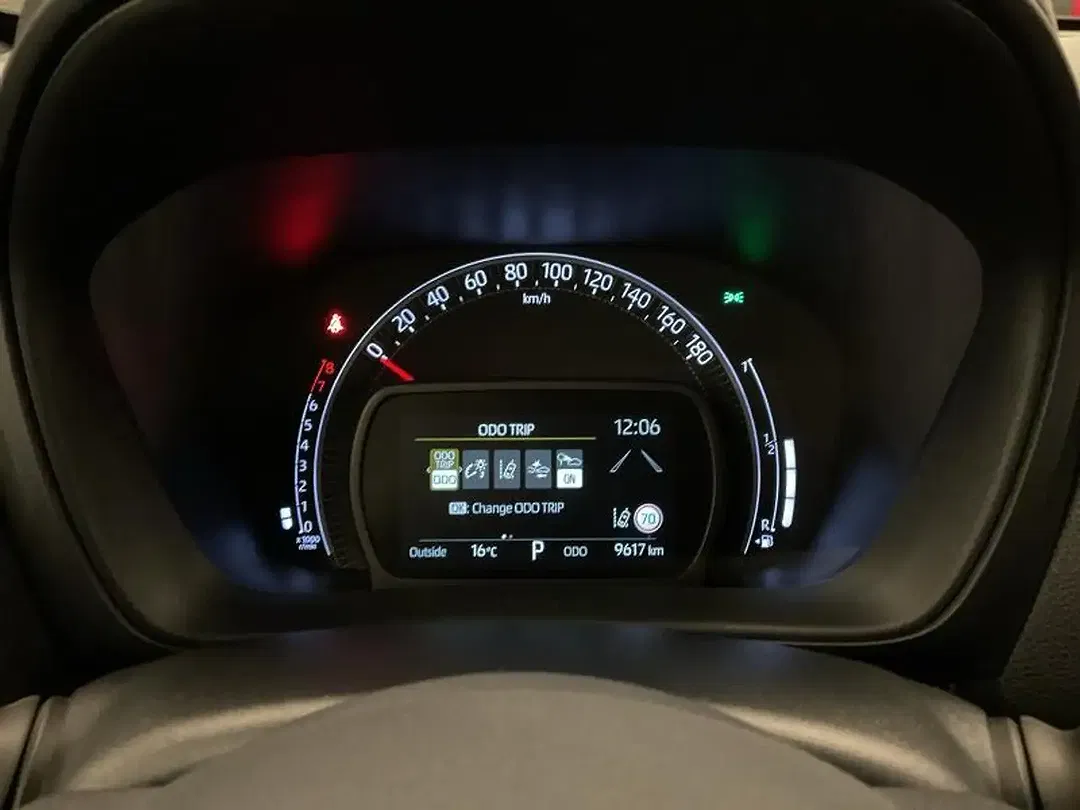 Toyota Aygo CVT Comfort - Thumbnail 12