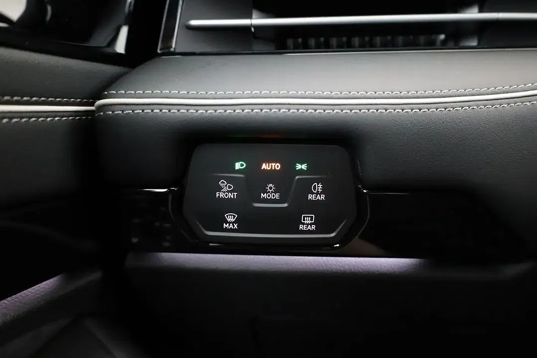 Volkswagen ID.7 Pro Black Edition - Thumbnail 8