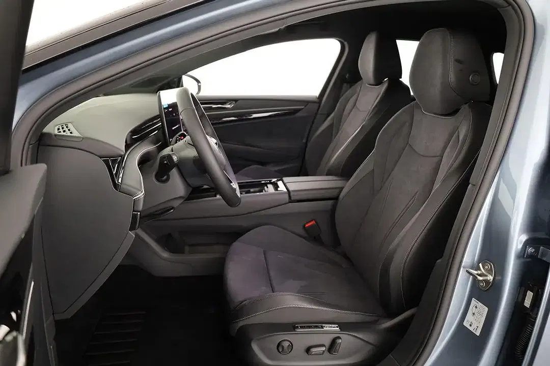 Volkswagen ID.7 Pro Black Edition - Thumbnail 9