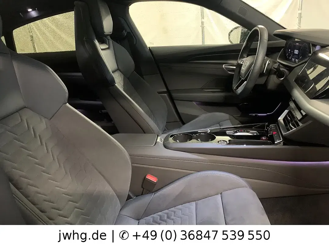 Audi e-tron GT - Thumbnail 4