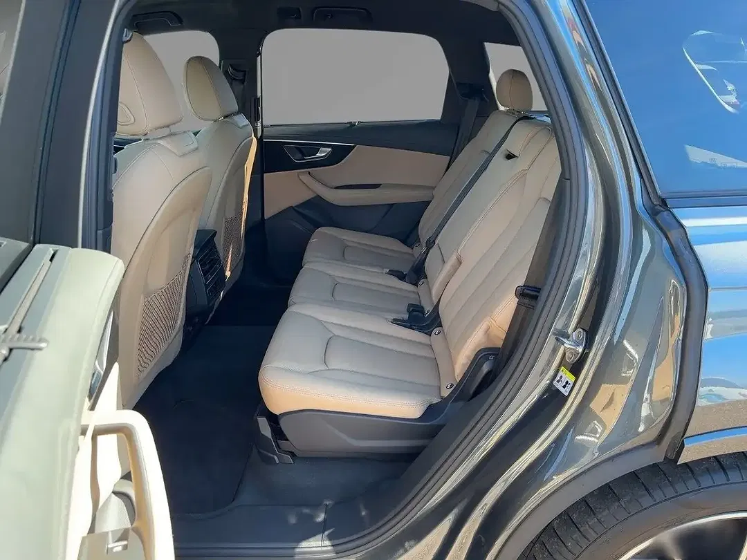 Audi Q7 55 TFSI e S line - Thumbnail 11