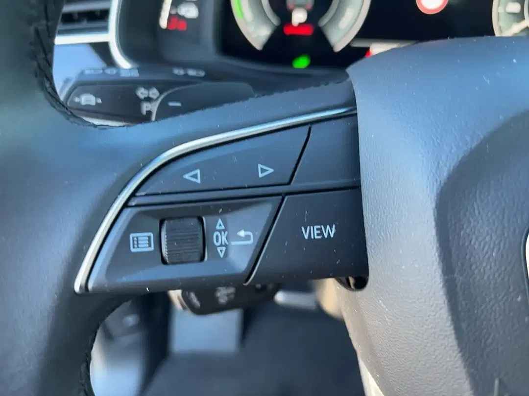 Audi Q7 55 TFSI e S line - Thumbnail 12