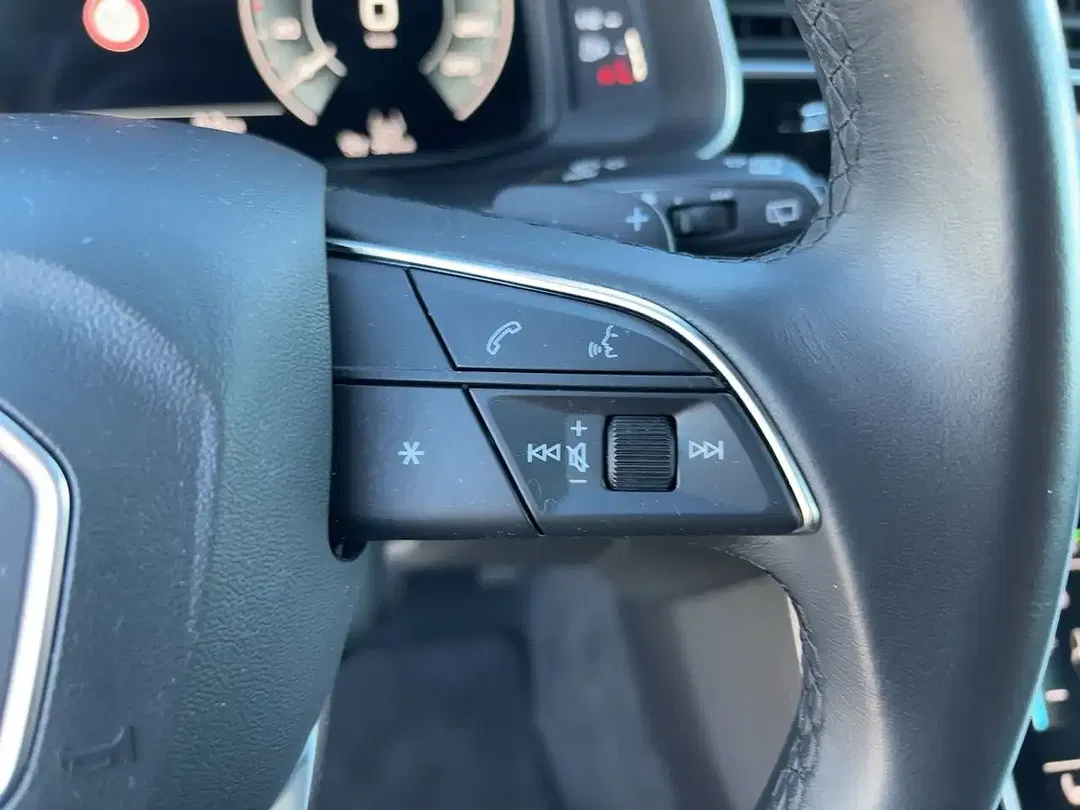 Audi Q7 55 TFSI e S line - Thumbnail 13