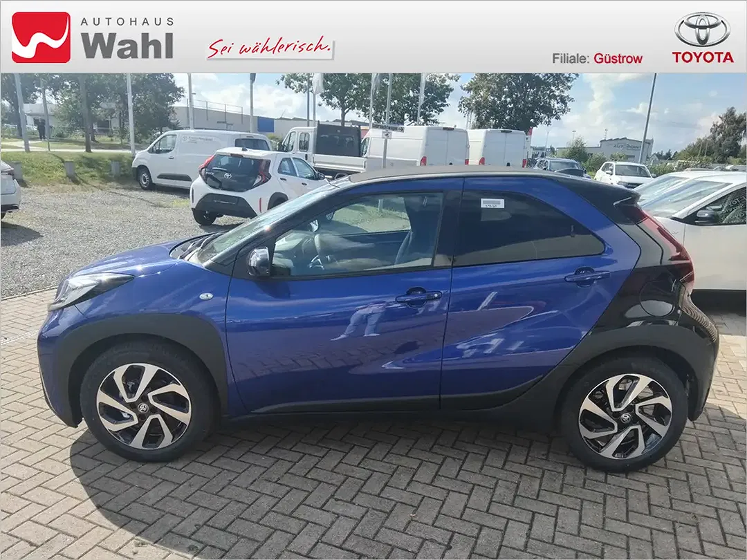Toyota Aygo X Air Teamplayer - Thumbnail 3