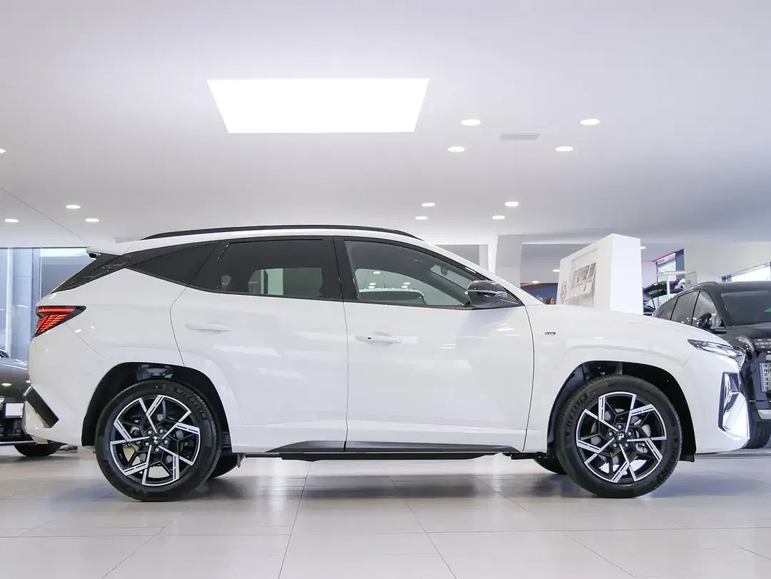 Hyundai TUCSON 1.6 T-GDI 4WD N Line - Thumbnail 10