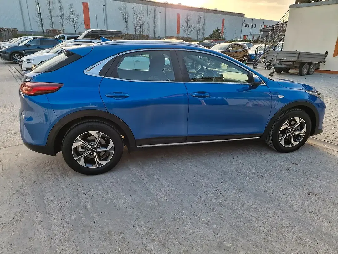 Kia XCeed 1.0 T-GDI - foto 1